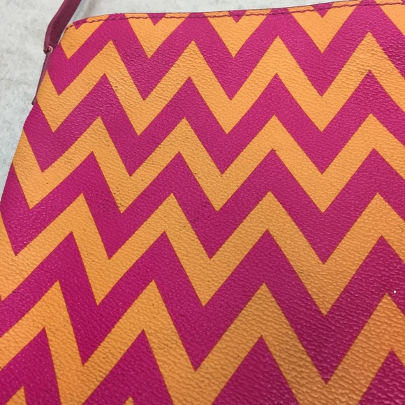 Vera Bradley Purse Ziggy Zags Pink Orange Chevron - Picture 6 of 6